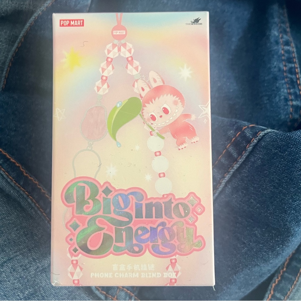 POP MART THE MONSTERS (LABUBU) Big into Energy Series Phone Charm